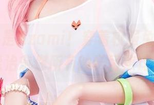 看，这就是Azami！穿着校服免费写真，能治愈你所有的学习焦虑！