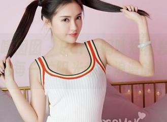 Feilin嗲囡囡 – PaPa妈咪短裙套图精选，仿佛每一片阳光都是浪漫的邀约！