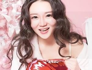 GIRLT果团网 – 龚玥菲的美脚，原图合集，不说了，快把我心中的千言万语都变成一颗小心心！