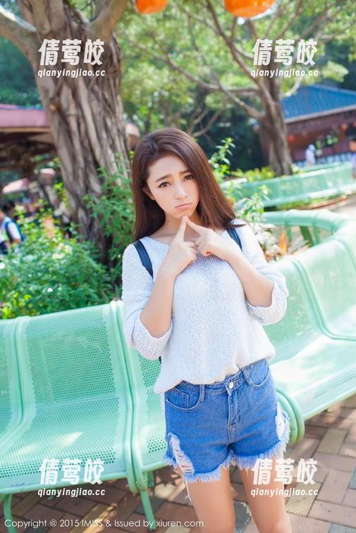 IMiss爱蜜社 - 莉娜lena制服的秘密，高清写真偷走你的注意力！