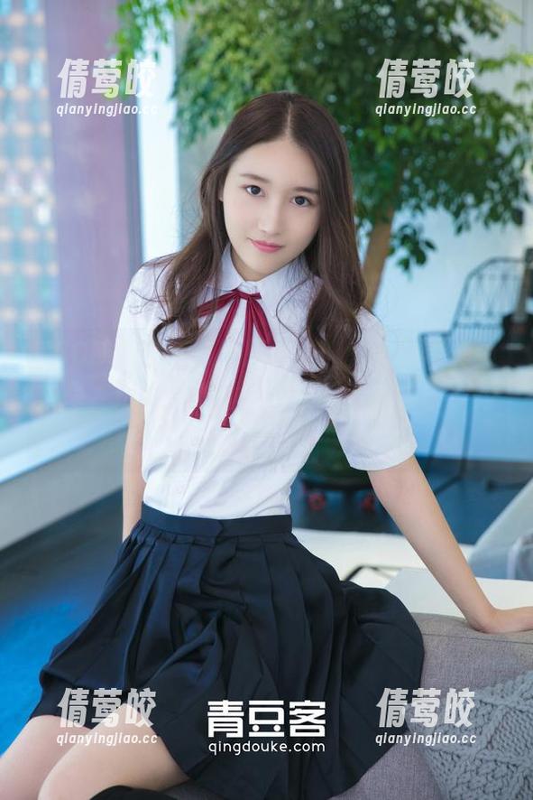 TGOD推女神 - 乔恩夕的“套装”写真图集里，仿佛在讲述一些关于梦的故事，难以自拔。