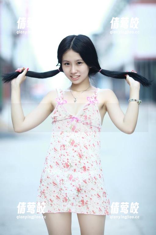 TGOD推女神 - 谭晓彤的圣诞旋律：原图和图片一起跳跃吧！