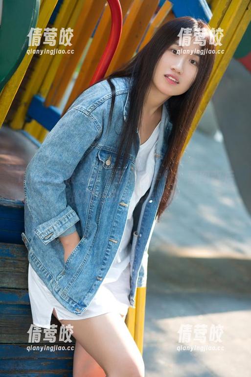 TuiGirl推女郎 - 王馨瑶学姐：原图背后的那些故事和小调皮