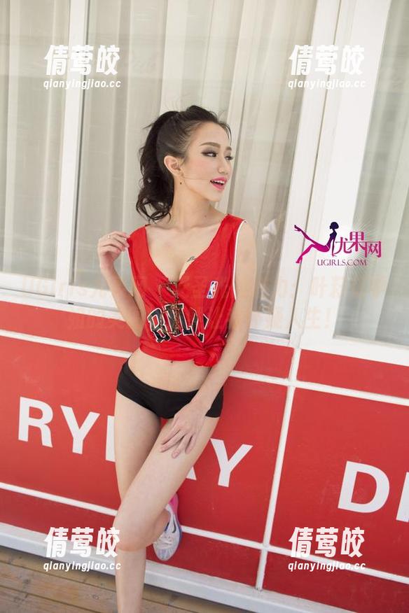 UGirls尤果网 - 无圣光的魅力：叶籽亿学姐的美图，居然让我怀疑人生！