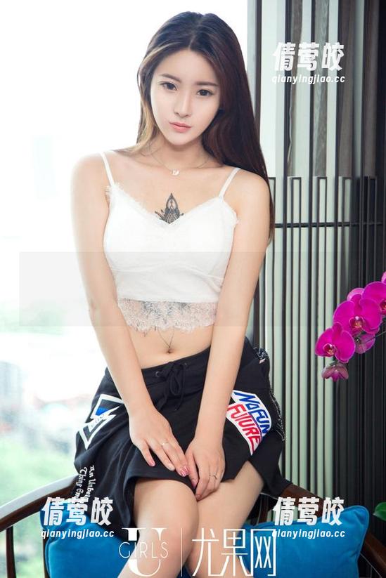 UGirls尤果网 - 颜爱泽的牛仔裤魅力，原图分享瞬间让你心跳加速