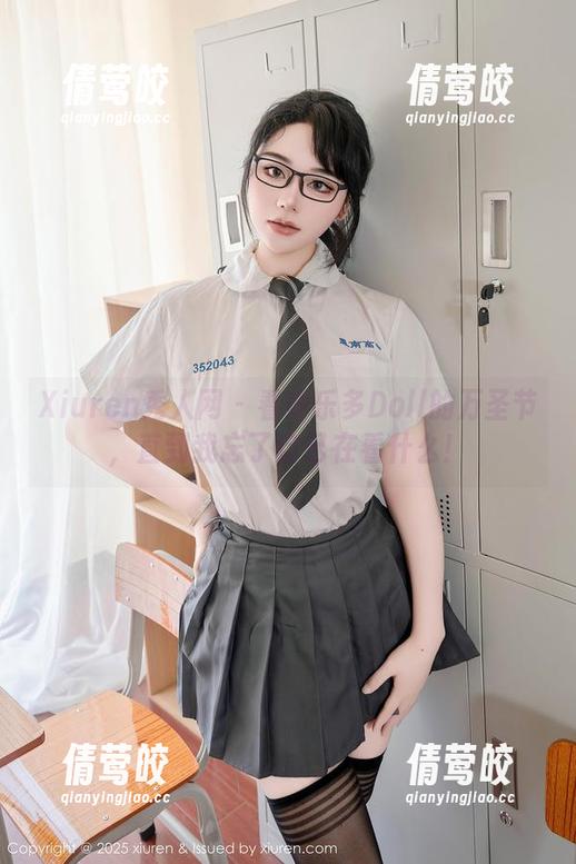 Xiuren秀人网 - 看养乐多Doll的万圣节，直到我忘了自己在看什么！