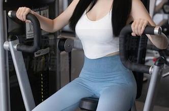 Xiuren秀人网 – 初梦瑶短裤美图精选——这身材和短裤，真是天作之合呀！