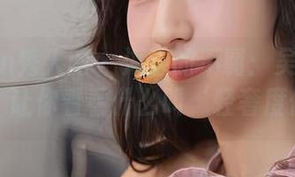 Xiuren秀人网 – 海边的不羁：吴小小的合集，让你看看什么叫‘轻奢度假风’