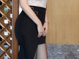 YouMi尤蜜荟 – 图包探秘：Egg_尤妮丝Egg万圣节私拍，糖果和秘密一起流淌！