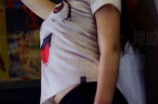 pans – 仔细观看“小小”：她的清纯写真让人怀疑世俗的皮囊