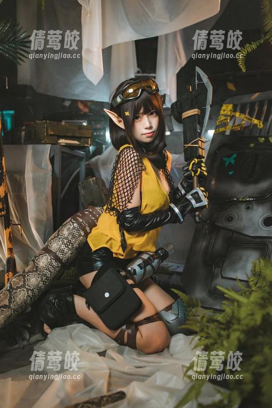 在高叉女仆的幻想中，“三无人型”的写真作品给了我无限遐想！
