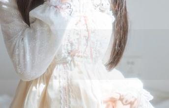 图集里藏着故事，六味帝皇酱的定制美脚等你来探！