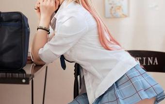 从凉凉子的金鹿号看碧蓝航线，套图之美让人欲罢不能，快来见证！