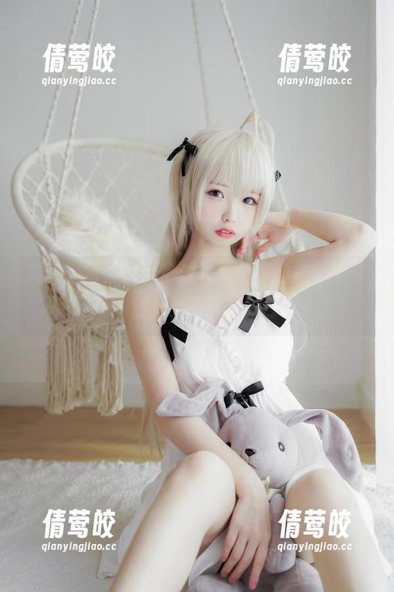 在十万珍吱伏特的连衣裙里，我们的故事刚刚开始｜写真探索