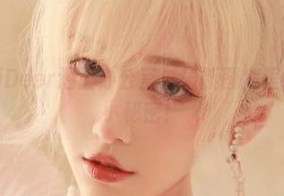 当啾小妍Deer遇上办公室：最新图库里藏着她的小秘密！