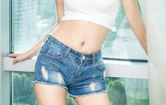 头条女神 – 莫晓希的毛衣写真：轻松一下，看看这份文艺