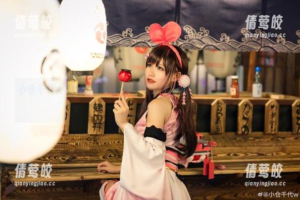 小仓千代w肉丝图包：这些照片让我头脑发热，真是小仓的魔力啊！