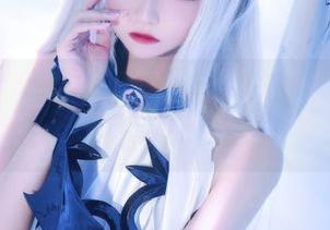 学姐写真全集，小野寺地瓜的眼神里藏着什么秘密？