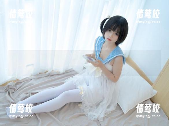 少女秩序 - 原图直击：鹿可在制服里展现的那些微妙情感