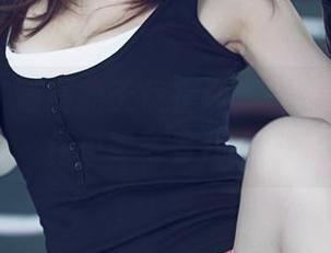 尤果网 – 萌萌的天使在线，美图让你忍不住想要多看几眼！