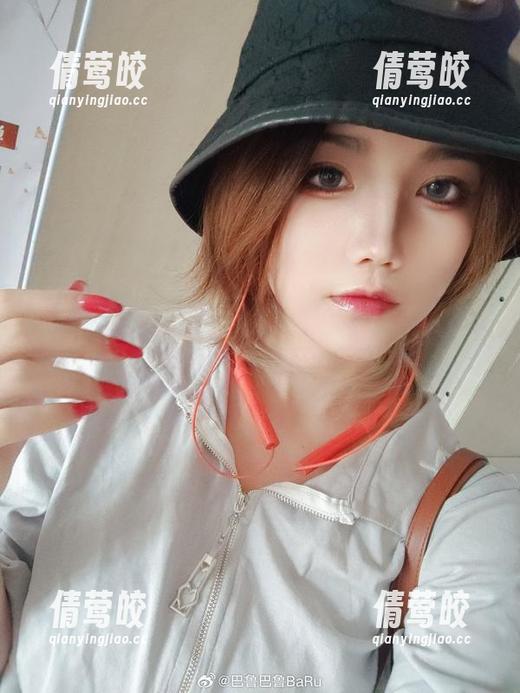 乌尔里希·冯·胡滕：巴鲁巴鲁BaRu的私拍大揭秘，谁能抵挡这股魅力