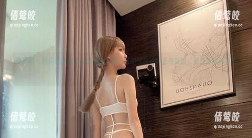 微密圈 - 醉后也想无欲无求的推土君：私拍作品中的蓝色妖姬，光影交错的酒吧故事