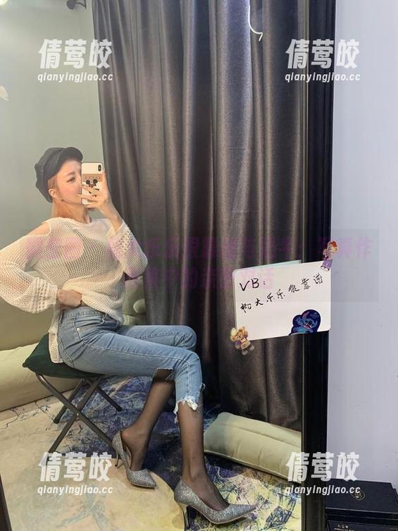 微密圈 - 杨大乐乐很靠谱与奶牛：写真作品集中的亲密对话