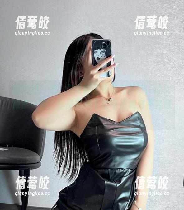 微密圈 - 桃沢樱呀的蓝色最有韵味，让人眼前一亮，作品集和下载链接绝对不容错过！