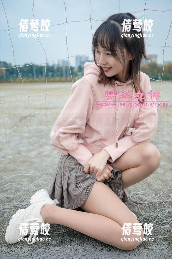 梦丝女神 - 最新来袭！乔儿的舞蹈服和黑色丝袜组合就像是梦中精灵