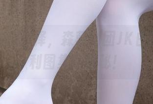 无法抵抗的选择，森萝财团JK白丝外拍福利图集大揭秘！