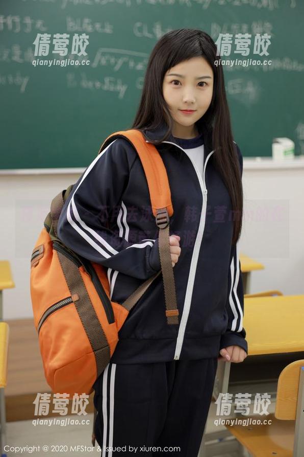 模范学院 - 不用去泳池，韩子萱mm的在线资源带你畅游！