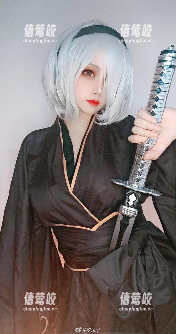 在汐兔子带你飞的写真图库里，借助木之本樱的魔力，开启麻烦不小的萌神之旅！