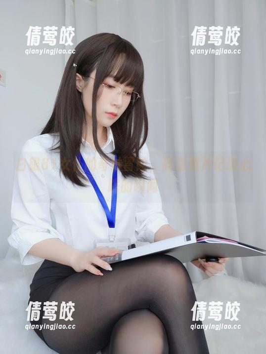 白银81女仆的奇妙冒险，高清照片记录心跳的瞬间