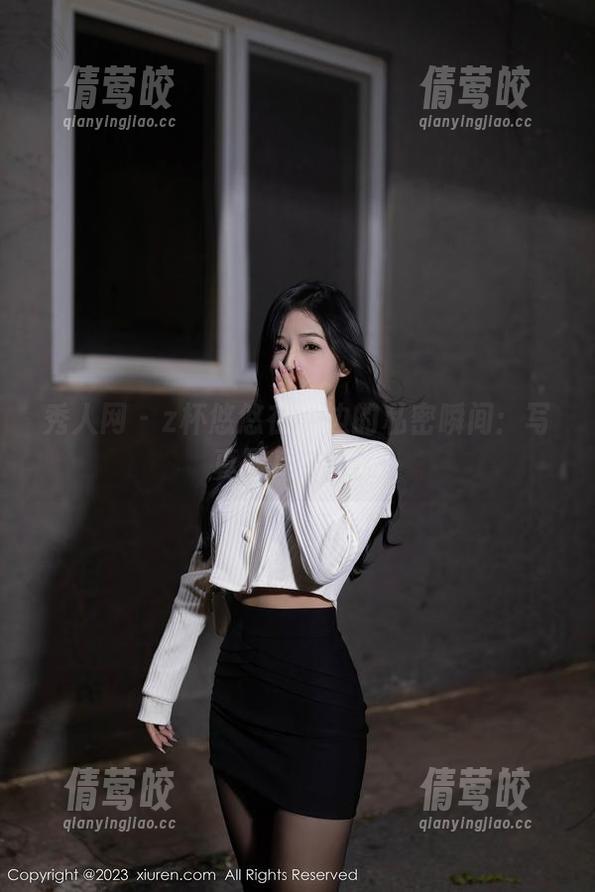 秀人网 - z杯悠悠在海边的私密瞬间：写真图库大揭秘