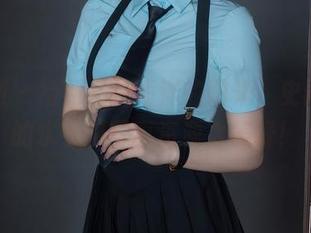 秀人网 – 捡到一片海洋的阳光，史雨姐姐的水手服写真资源太美好！