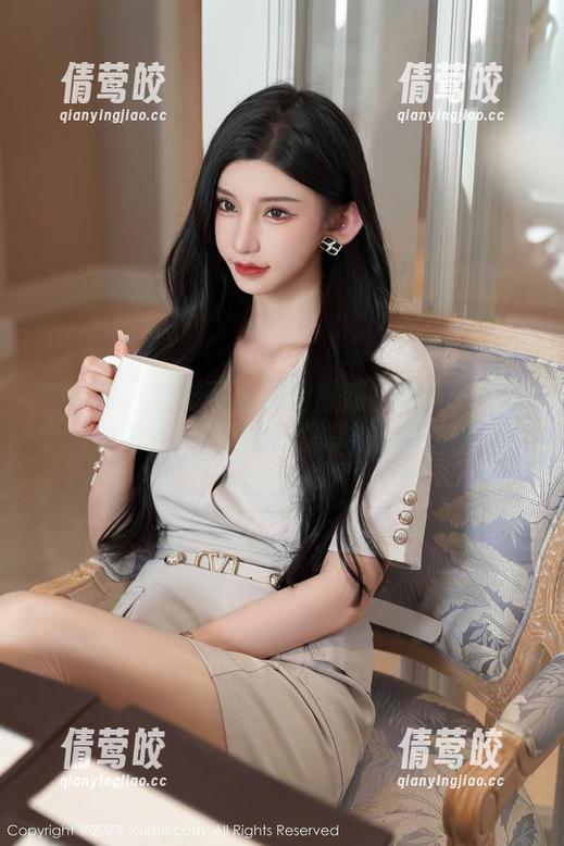 秀人网 - 光影下的厨娘媛媛酱Belle：精选图片，一秒掉进美味的深渊！