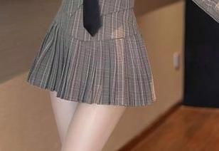 秀人网 – 安然儿的自拍写真合集：在阳光下显露她的小秘密