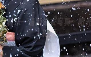 秀人网 – 林乐一最新泳衣写真：阳光下的迷人轮廓