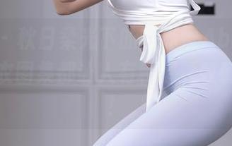 秀人网 – 秋日柔光下的白茹雪Abby，最新连体衣图集都让人有种想要收藏的冲动！