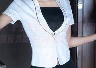 秀人网 – 护士麦田在线：这组作品让你感受到前方高能！小心心脏受不了哦