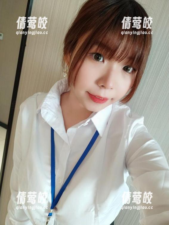 红裙与自闭颜球球：让人心跳加速的套图之旅