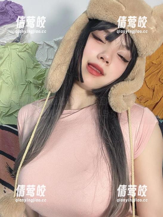 微密圈 - 在葱油饼er的浴室私拍美图中，发现不一样的面具与真实