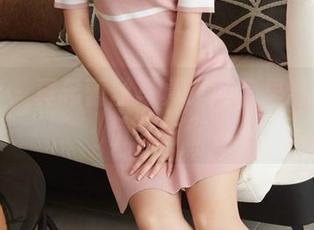 蜜桃社 – 真希蕾丝写真：网盘里藏着的风情只为你