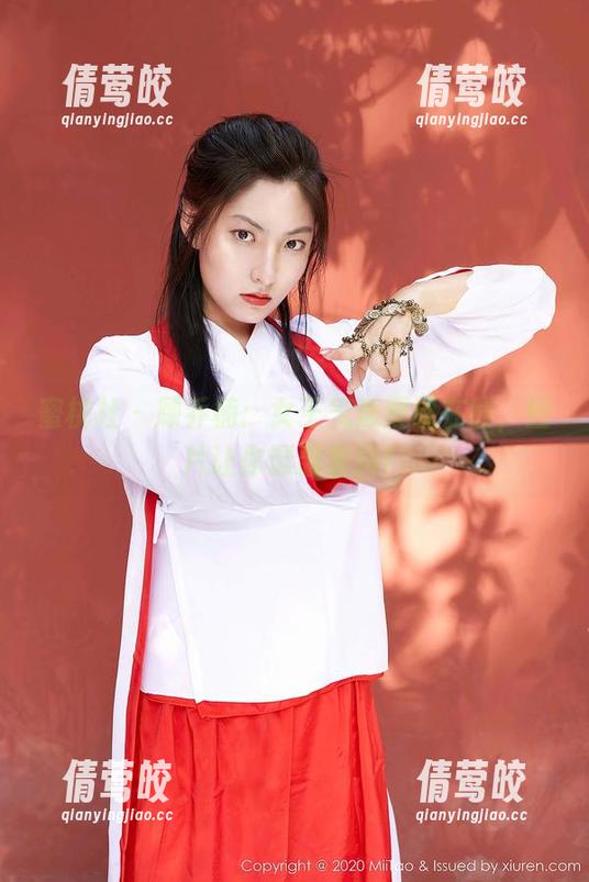 蜜桃社 - 顾乔楠：女王气质展现在线，图片让你瑟瑟发抖！