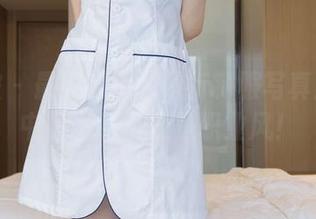 袜啵啵 – 最新芝士的银行制服写真：图片中藏着的不止是职业风！