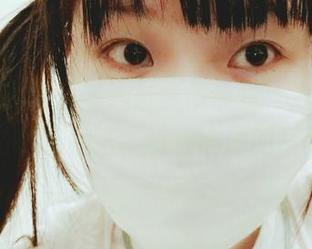 西尔酱的超薄背心白色吊带袜，心动的瞬间，必须收藏这本资源满满的写真集！