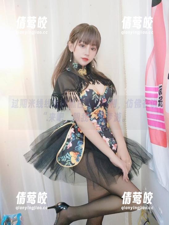 过期米线线喵的黑白写真福利，仿佛在说“来吧，跟我一起梦游。