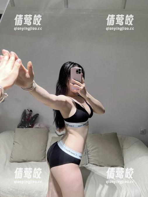 微密圈 - 铁锤姐姐最新短裙写真,图片中的细节让人忍不住多看几眼 微密圈 - 铁锤姐姐最新短裙写真,图片中的细节让人忍不住多看几眼
