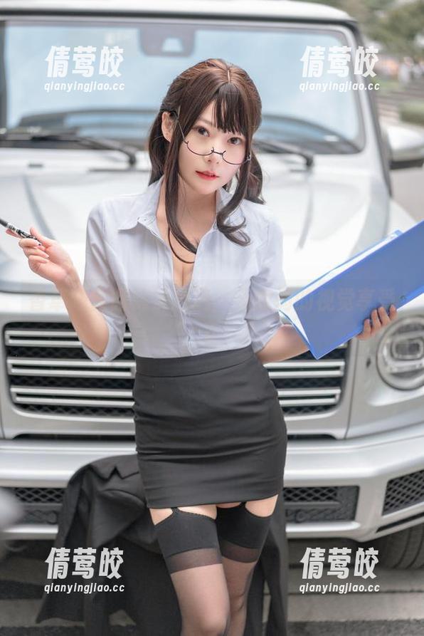 香草喵露露妹妹精选：无意间的视觉享受？